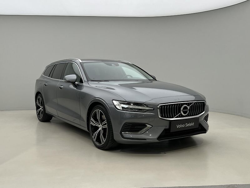 Volvo V60 T6 AWD RECHARGE INSCRIPTION - fotka 8 z 47
