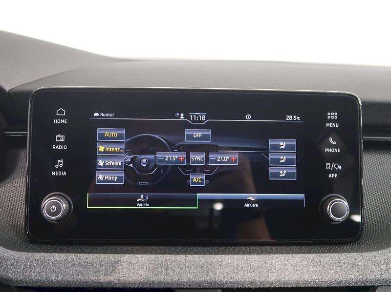 Škoda Kamiq (2024) SELECTION 1.0TSI 85KW - fotka 29 z 39