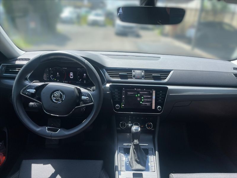 Škoda Superb 1,5 TSI 110 Style DSG - fotka 9 z 11