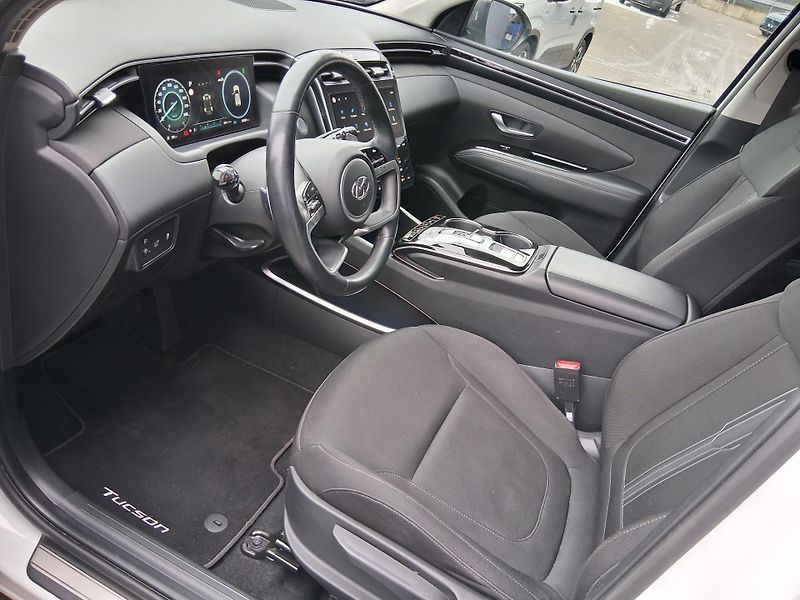 Hyundai Tucson STYLE 1.6 CRDi 4x4 100 kW - fotka 10 z 29
