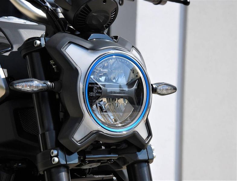 CFMOTO 300 CL-X (2026) 300CL-X BLACK - fotka 14 z 25