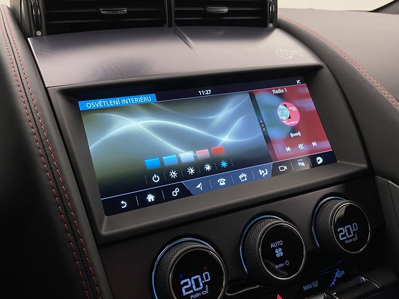 Jaguar F-Type R 5.0 423kW AWD AUT  - fotka 47 z 49