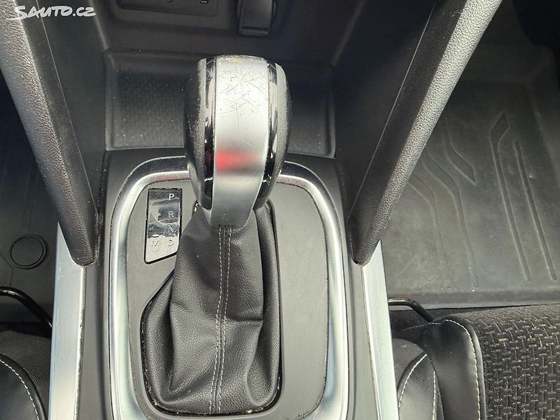 Renault Mégane 1.5 DCi 1.majitel CZ - fotka 17 z 33