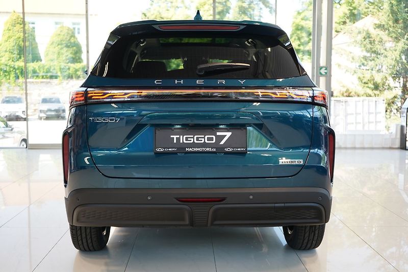 Chery Tiggo 7 PHEV (2026) UNIQUE 1.5 TGDI HEV - fotka 7 z 43