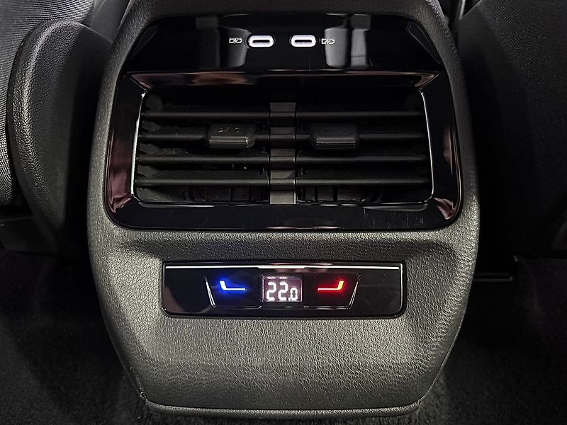 Volkswagen ID.4 PRO PERFORMANCE 150 kW, ACC, T - fotka 21 z 23