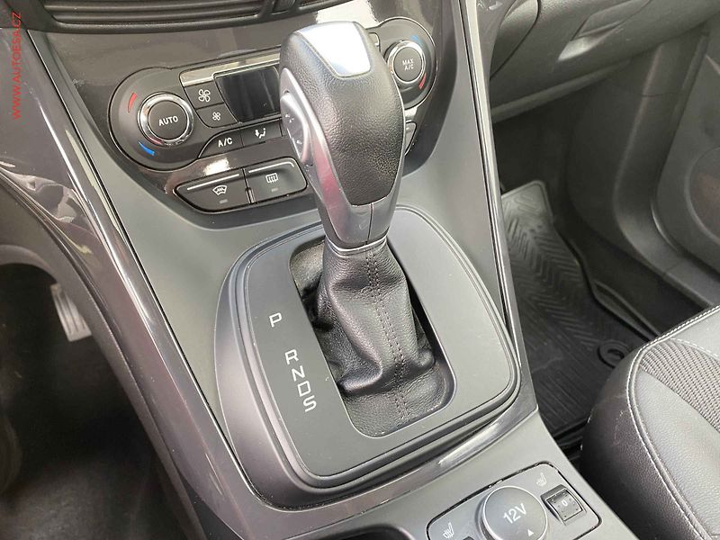 Ford Kuga (2013) 2.0 TDCi 4x4, Titanium, AT - fotka 16 z 19