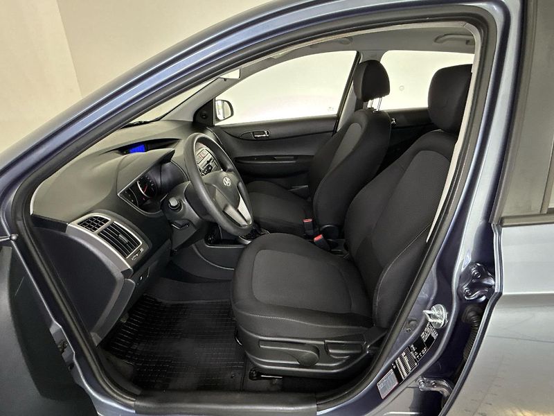 Hyundai i20 Hatchback - fotka 7 z 23