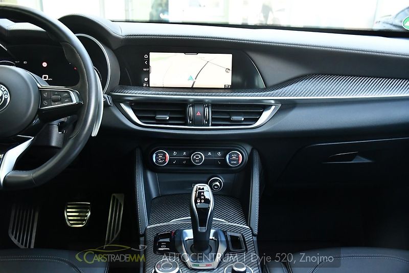 Alfa Romeo Stelvio 2.9V6 Bi-T.382 kW QUADRIFOGLIO - fotka 23 z 61