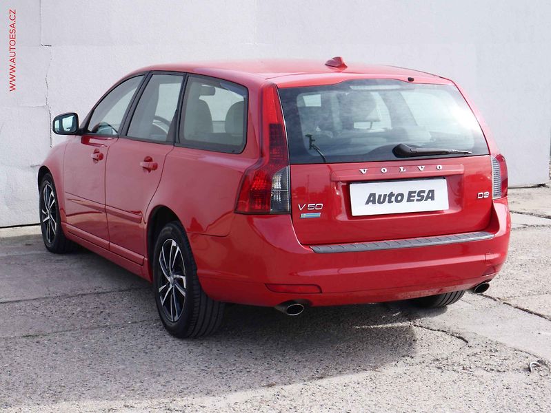 Volvo V50 (2011) 2.0 D3, autoAC, temp - fotka 4 z 14