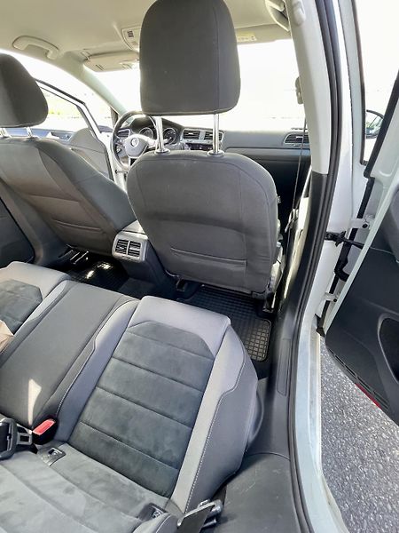 Volkswagen Golf Variant (2018) DSG/Comfortline/motor 79tis   - fotka 22 z 28