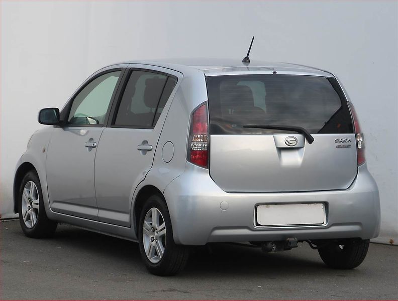Daihatsu Sirion (2008) 1.3, 4X4, nová STK, Tažné - fotka 4 z 16