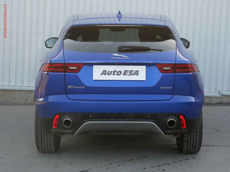 Jaguar E-Pace (2018) 2.0 D D150, LED, navi, kamera - fotka 5 z 21