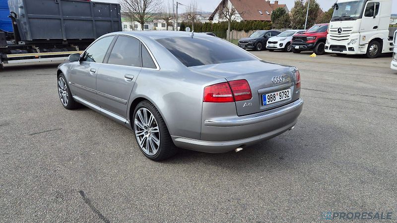 Audi A8 4,2TDi 240 kW-není odpočet - fotka 6 z 19