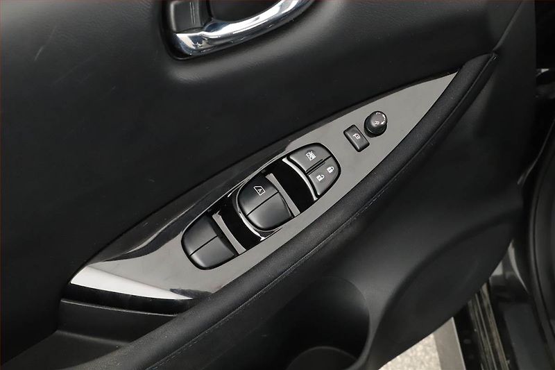 Nissan Leaf (2018) 40 kWh, SoH 81%, Automat - fotka 9 z 18