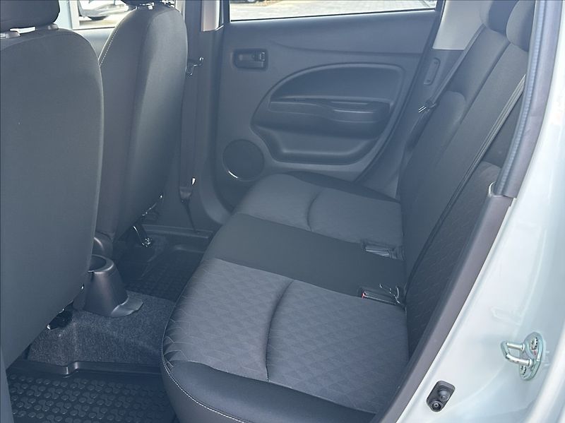 Mitsubishi Space Star 1,2 71PS  Invite A/T - fotka 14 z 53