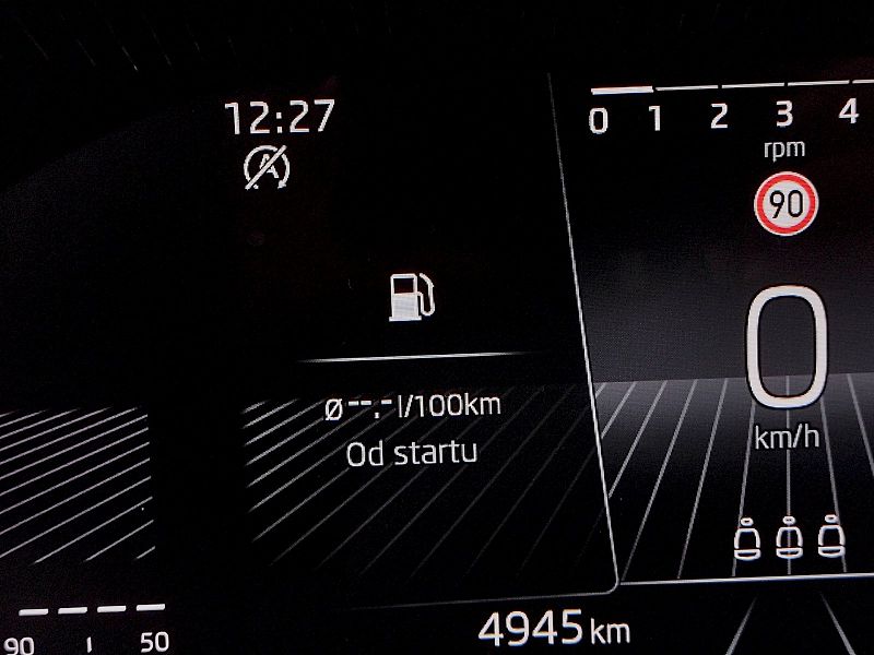 Škoda Kamiq (2025) Selection 1,0 tsi 81 Kw - fotka 8 z 35