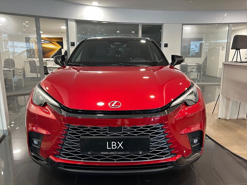 Lexus LBX 1,5   Vibrant Edition Luxury B - fotka 2 z 9