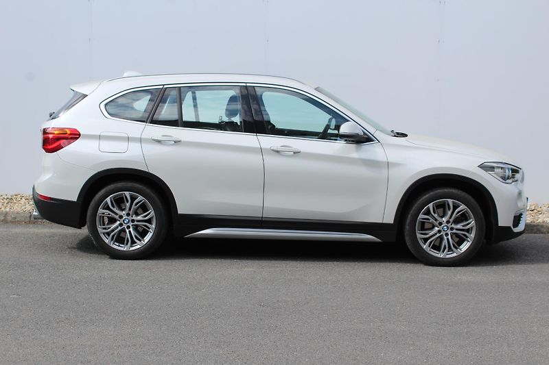 BMW X1 xDrive20d - fotka 3 z 25