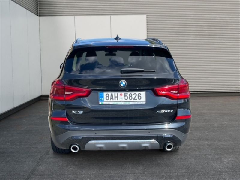 BMW X3 2,0 xDrive20d AT - fotka 5 z 11