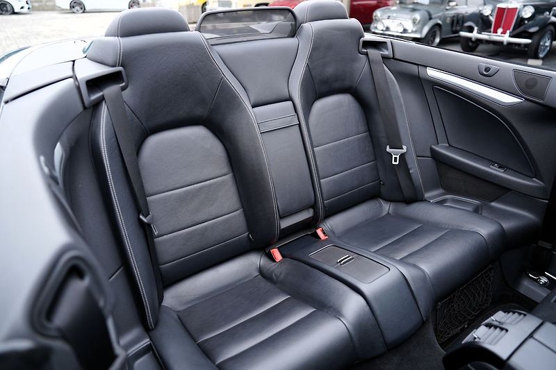 Mercedes-Benz Třídy E E 350 CDI, cabrio,automat,kůže - fotka 36 z 46