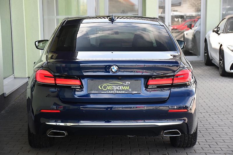 BMW Řada 5 540i xD LUXURY HUD LASER TAŽNÉ - fotka 10 z 46