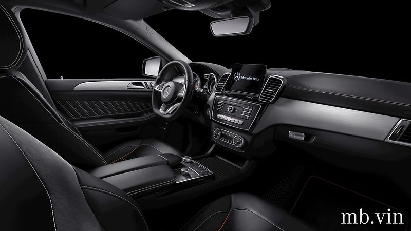 Mercedes-Benz GLE 350d 4Matic AMG/Orange edition - fotka 9 z 9