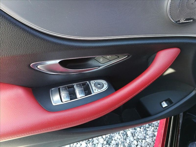 Mercedes-Benz Třídy E 300 kupé AMG odpočet DPH - fotka 11 z 19