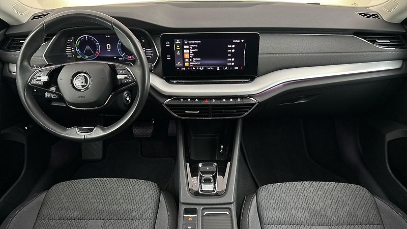 Škoda Octavia 1.4 TSI iV DSG Style Combi - fotka 8 z 25