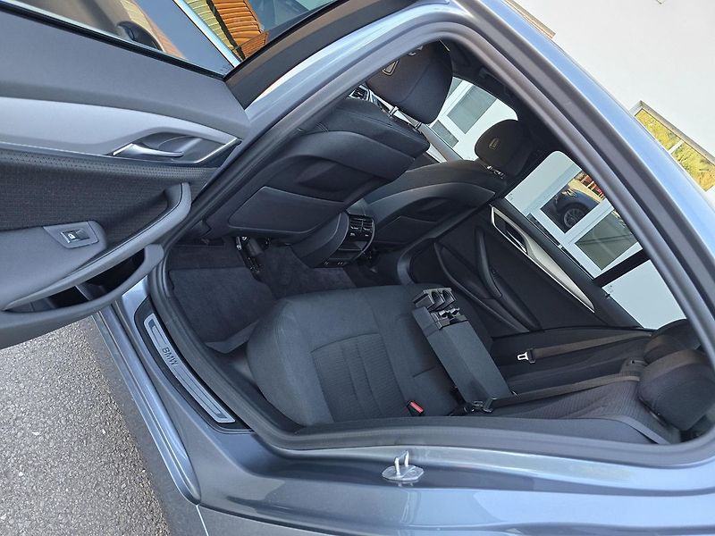 BMW Řada 5 210kW XDRIVE HEADup - DPH - fotka 48 z 53