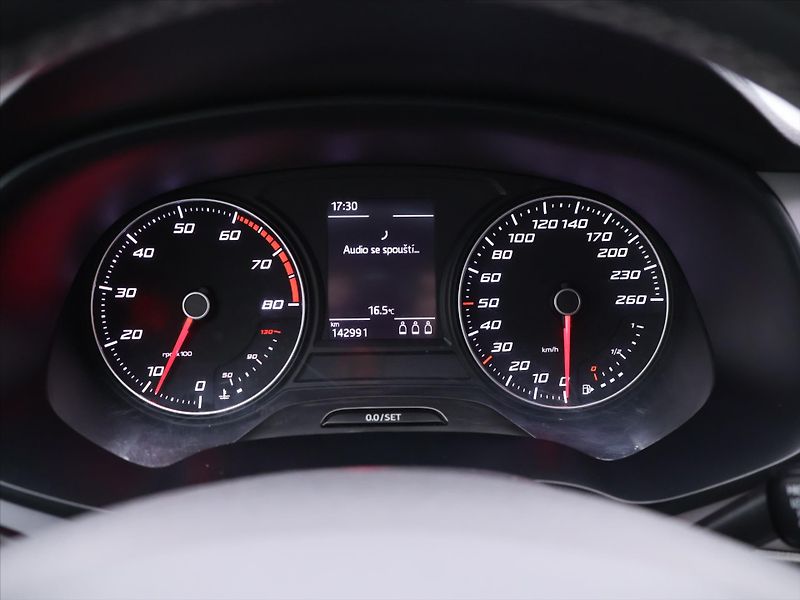 Seat Leon 1,4 TSI 92kW Xcellence CZ DPH - fotka 16 z 30