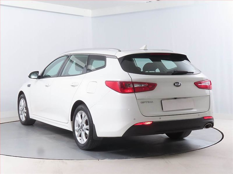 Kia Optima (2019) 1.6 T-GDI, Automat, ČR,1.maj - fotka 4 z 19