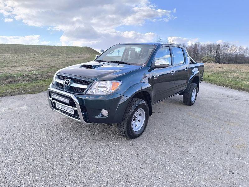 Toyota Hilux (2007) 2.5 D-4D SERVISNÍ KN,DOL KM - fotka 3 z 45