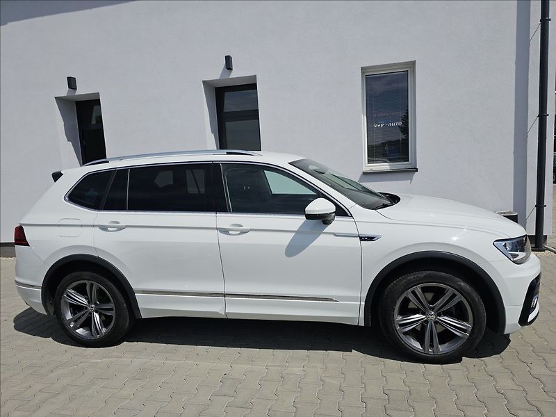 Volkswagen Tiguan Allspace 2,0 TDi R LINE DSG  4X4 NAVI - fotka 5 z 45