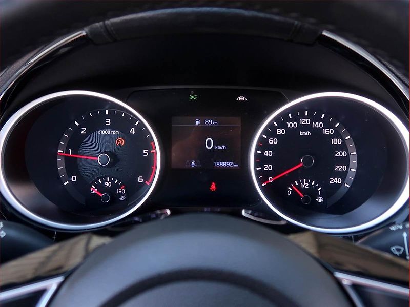 Kia Ceed (2019) Gold 1.6 CRDi, Serv.kniha - fotka 11 z 17