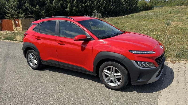 Hyundai Kona (2021) Smart 1.0 T-GDI DCT - fotka 3 z 26