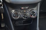 Peugeot 2008 (2017) 1.2 PT 60kW KLIMA / TAŽNÉ - náhled 20