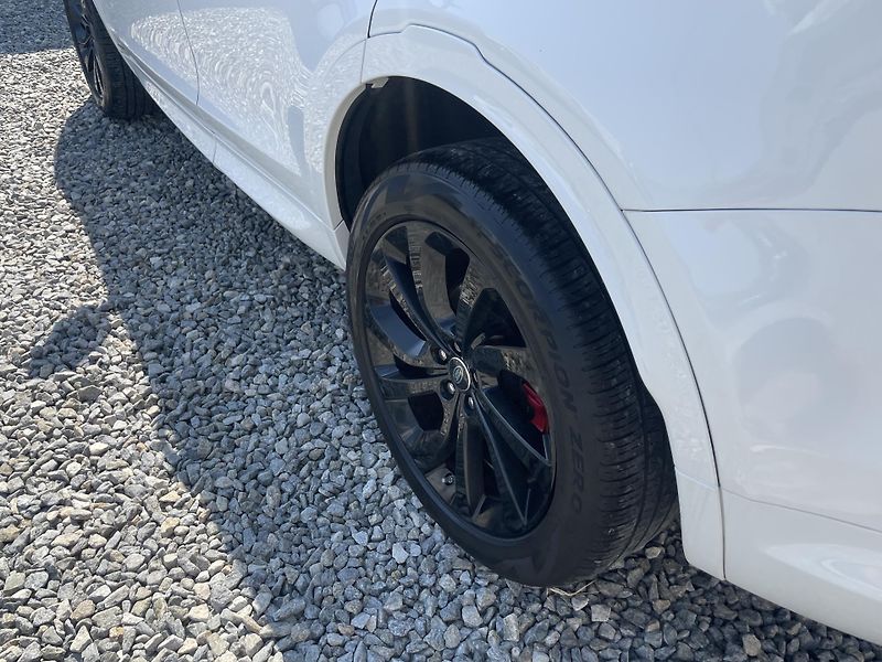 Land Rover Discovery Sport 2.0TDi 180PS 4x4 R-DYNAMIC TOP - fotka 33 z 180