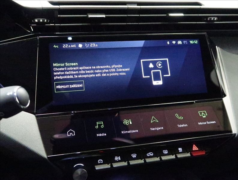 Peugeot 308 1,2 PT ALLURE NAVI KAMERA ČR - fotka 23 z 46