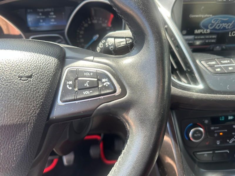 Ford Grand C-MAX (2016) 2.0TDCi, 110KW, TITANIUM - fotka 19 z 23