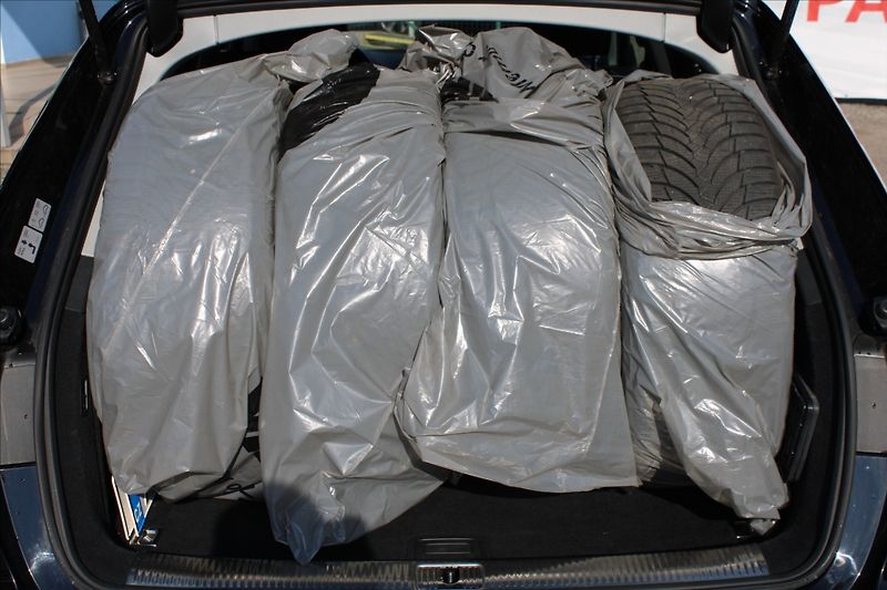 Audi A4 2,0 TDI  AUTOMAT,4x4,VIRTUAL - fotka 33 z 49