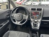 Toyota Verso (2012) 1,3 VVTi 73 Kw - náhled 11