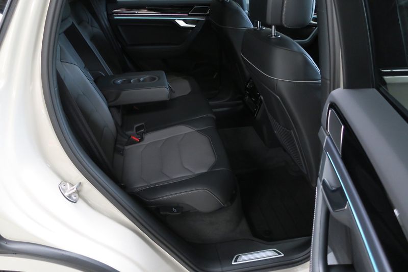 Volkswagen Touareg (2026) NEW Final Edition R Line 210kW - fotka 43 z 50