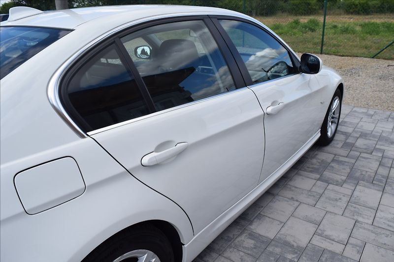 BMW Řada 3 2,0 i 105KW PO SERVISE TOP! - fotka 10 z 48