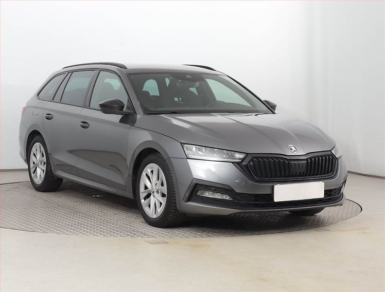 Škoda Octavia (2022) Ambition 1.0 TSI, Serv.kniha - fotografie inzerátu