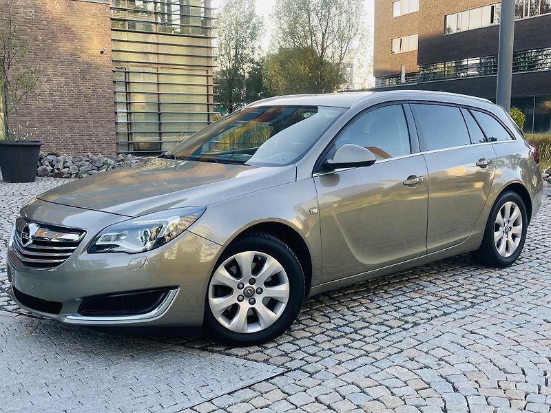 Opel Insignia 2.0CDTi MANUÁL VÝHŘEV LED - fotka 3 z 41