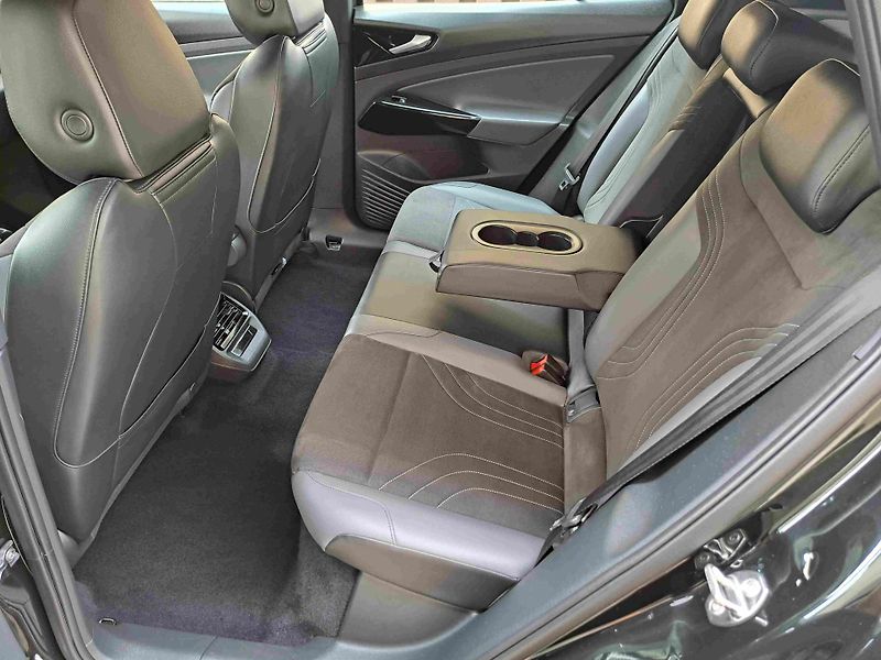 Volkswagen ID.4 PRO PERFORMANCE  77kWh SOH-97% - fotka 10 z 22