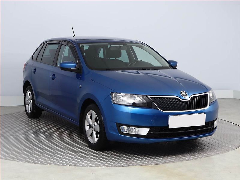 Škoda Rapid (2015) Spaceback 1.2 TSI, ČR,1.maj - fotka 1 z 13