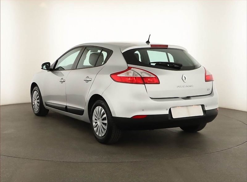 Renault Mégane (2011) 1.5 dCi, jezdí dobře - fotka 4 z 15