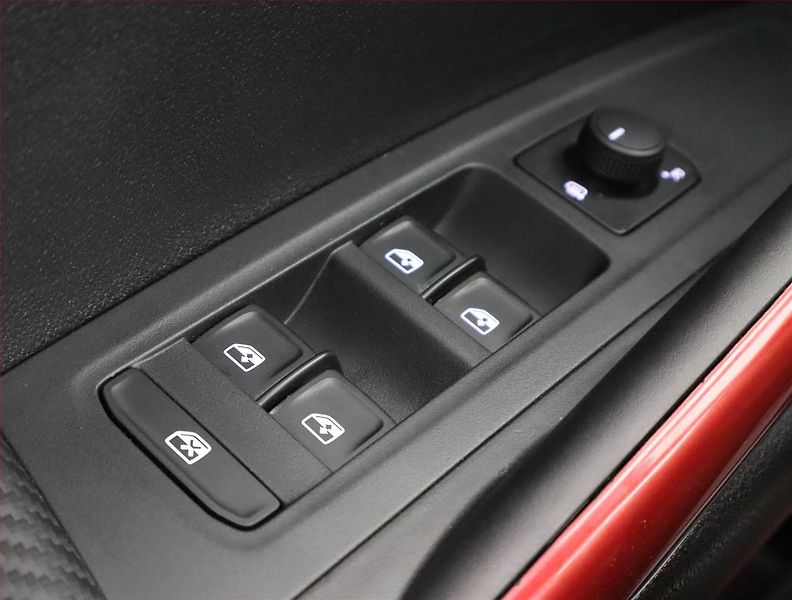 Škoda Fabia (2025) 1.0 TSI, Monte Carlo - fotka 16 z 23