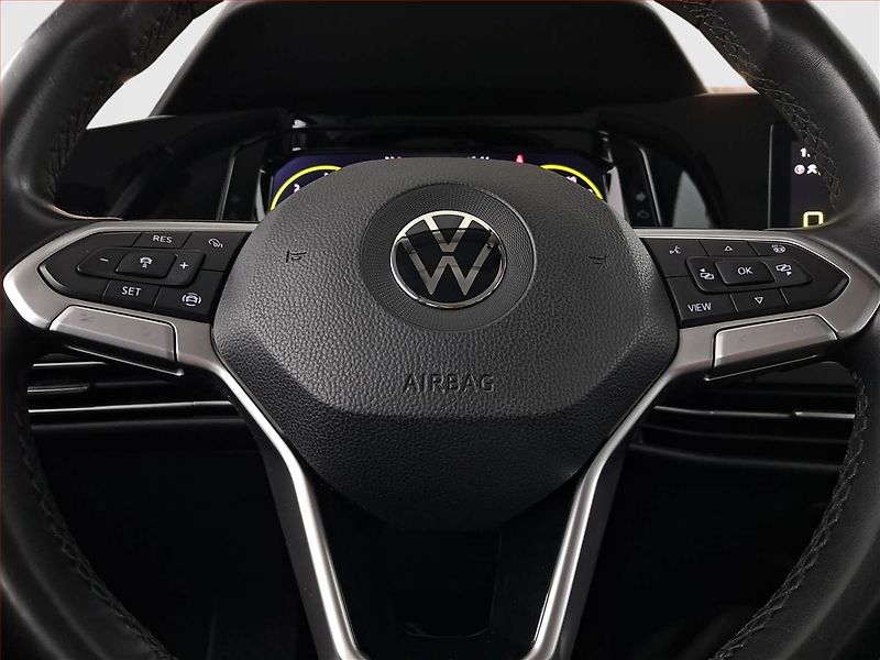 Volkswagen Golf (2021) 2.0 TDI, Navi, Tempomat - fotka 15 z 16
